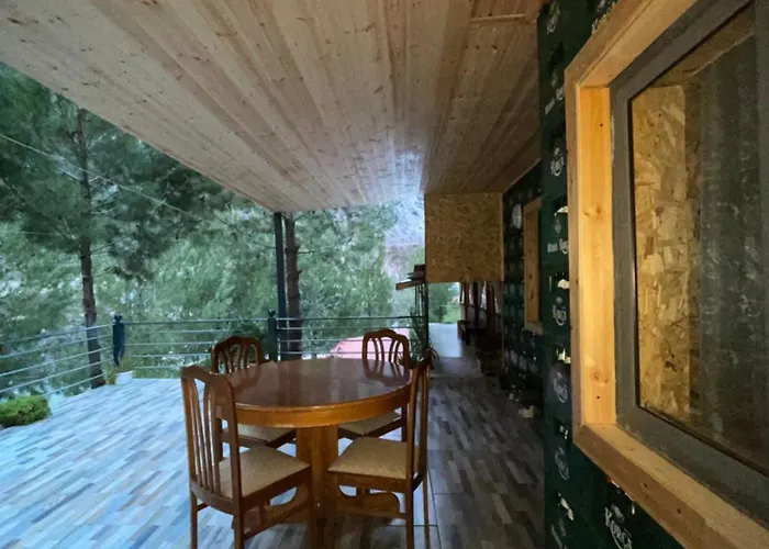 Bovilla Canyon1 Gæstehus Tirana