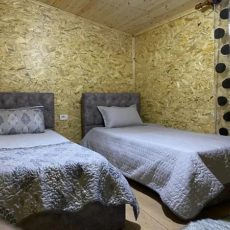 Pensión Bovilla Canyon1 *