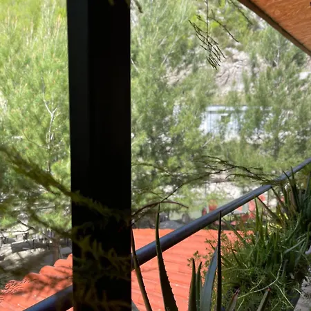 Pensión Bovilla Canyon1 Tirana